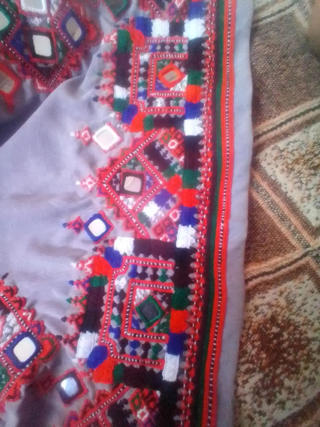 دوچگر|لباس|بم, |دیوار