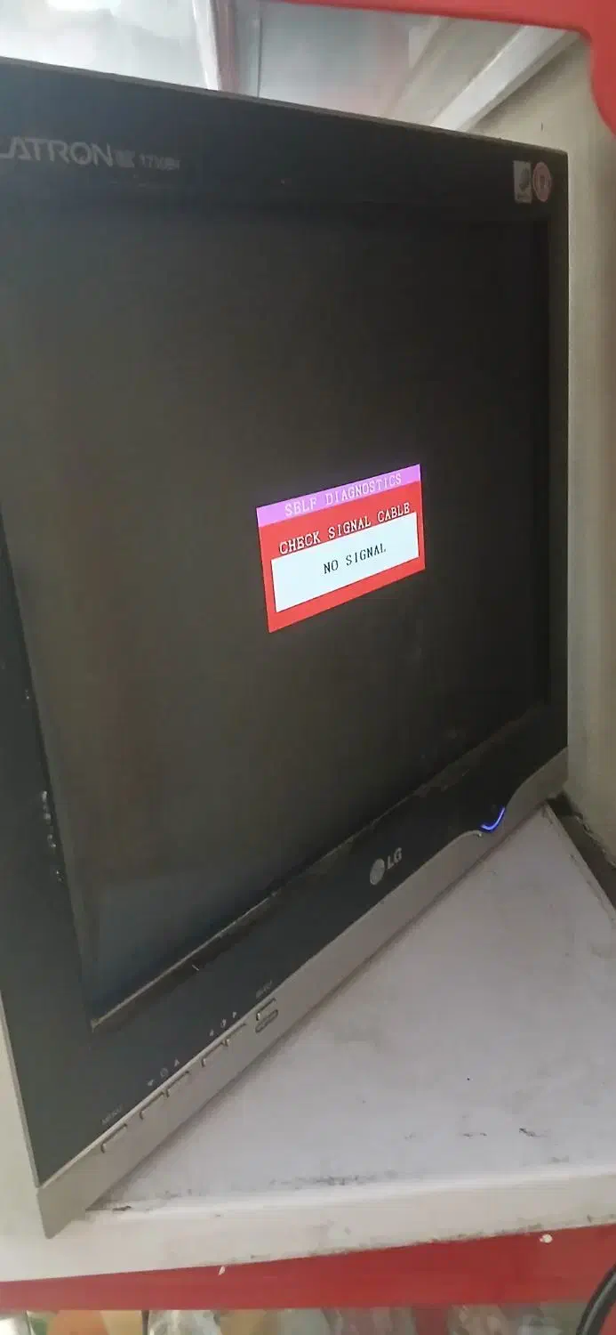 مانیتور|قطعات و لوازم جانبی رایانه|شیراز, پودنک|دیوار