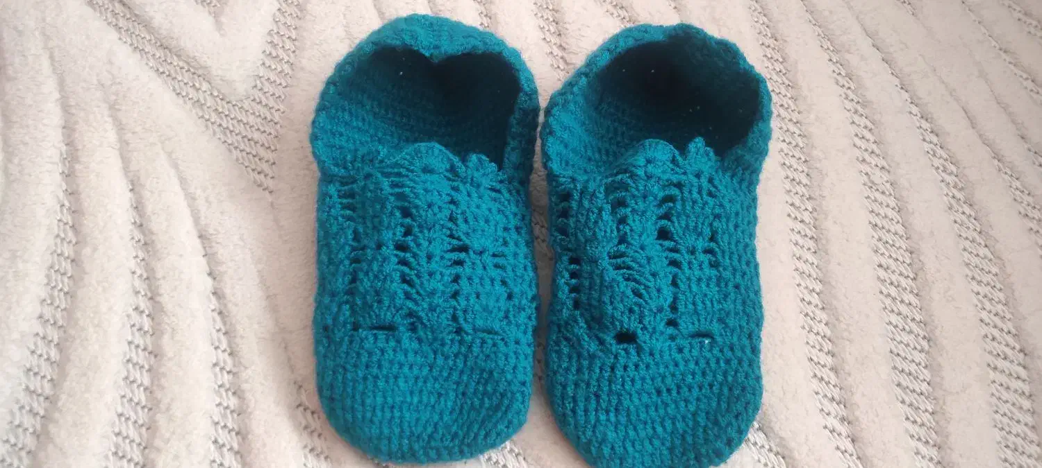 پاپوش بافتنی|لباس|رشت, نظری|دیوار