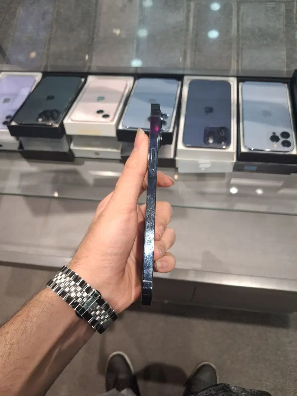 ۱۲ پرومکس|موبایل|تهران, هروی|دیوار