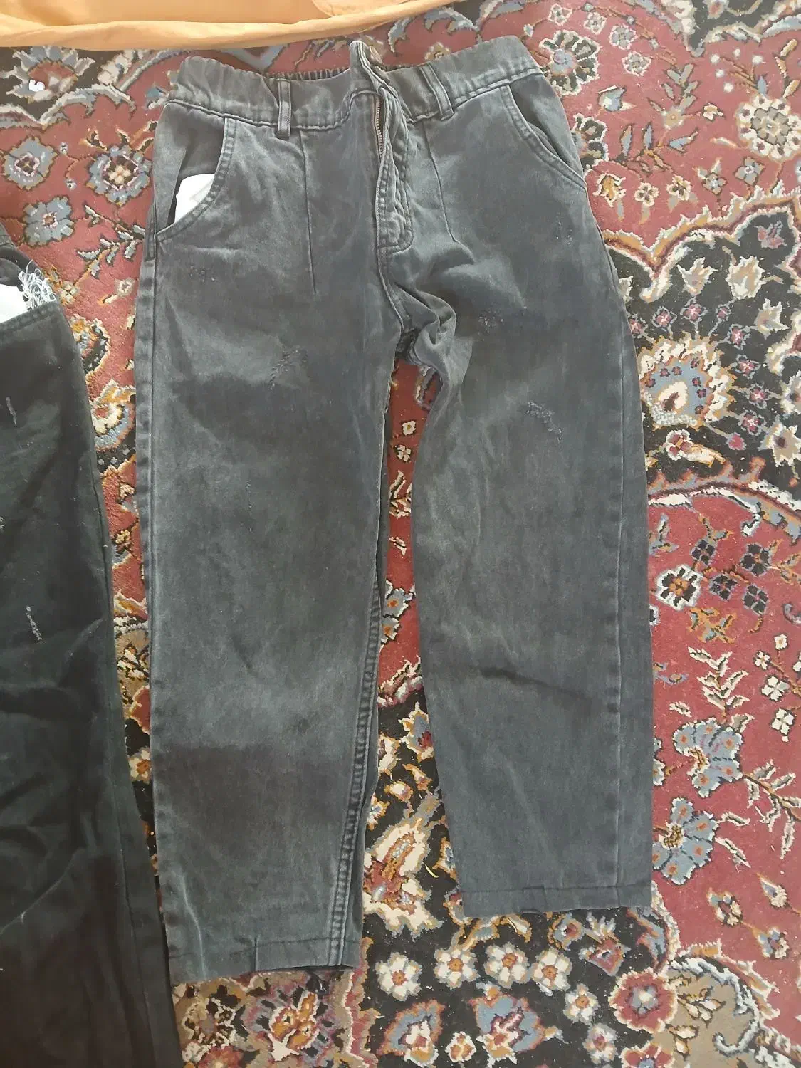 تعدادی شلوار|لباس|اصفهان, پوریای ولی|دیوار