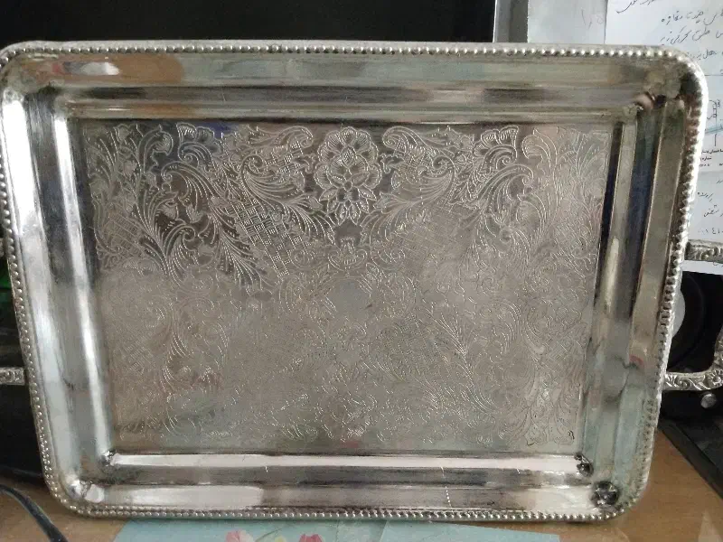 سینی. از جنس برنج|کلکسیون اشیاء عتیقه|چهارباغ, |دیوار