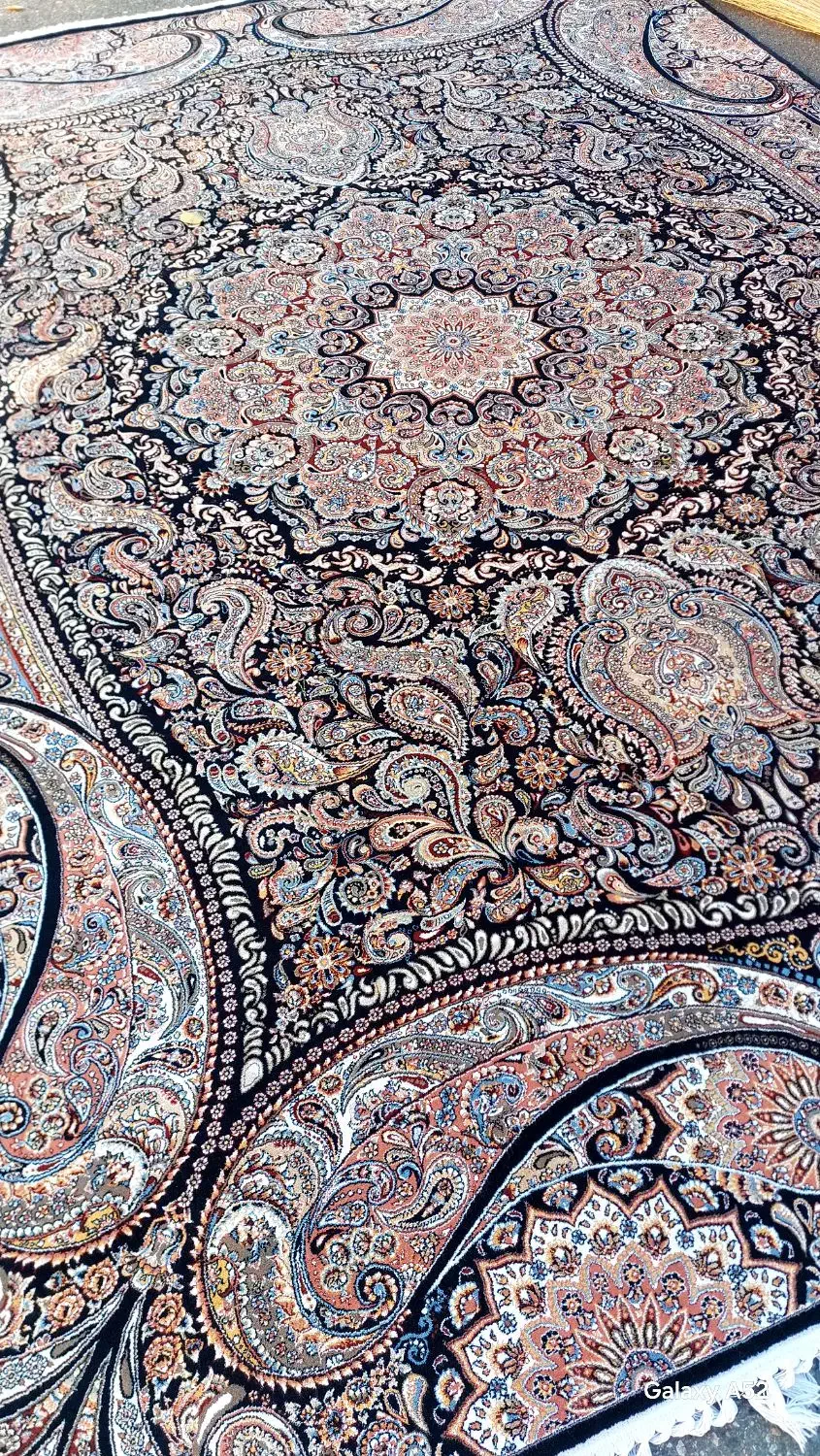 یک تخته 9 متری 700 شانه تراکم 2550 ده رنگ|فرش|محمدیه-قزوین, |دیوار