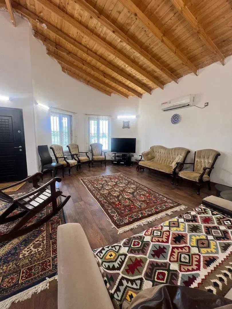 اجاره روزانه ویلایی روبروی درب منطقه آزاد|اجارهٔ کوتاهمدت ویلا و باغ|رشت, گلسار|دیوار