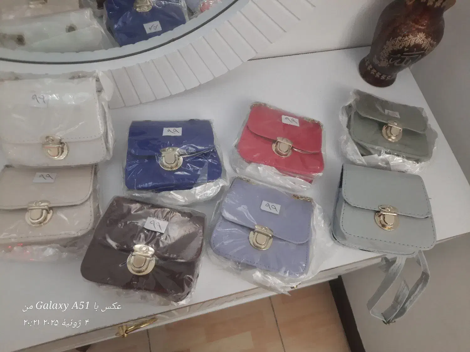 کیف زنانه و دخترانه|کیف، کفش، کمربند|پاکدشت, پاکدشت (مامازند)|دیوار