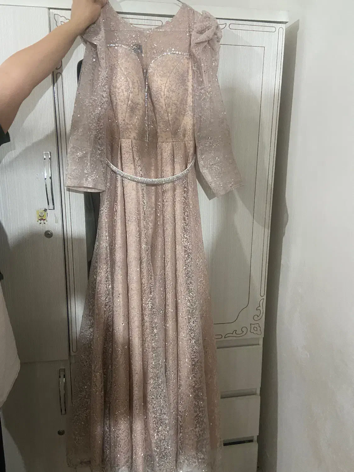 لباس مجلسی|لباس|نگین شهر, |دیوار