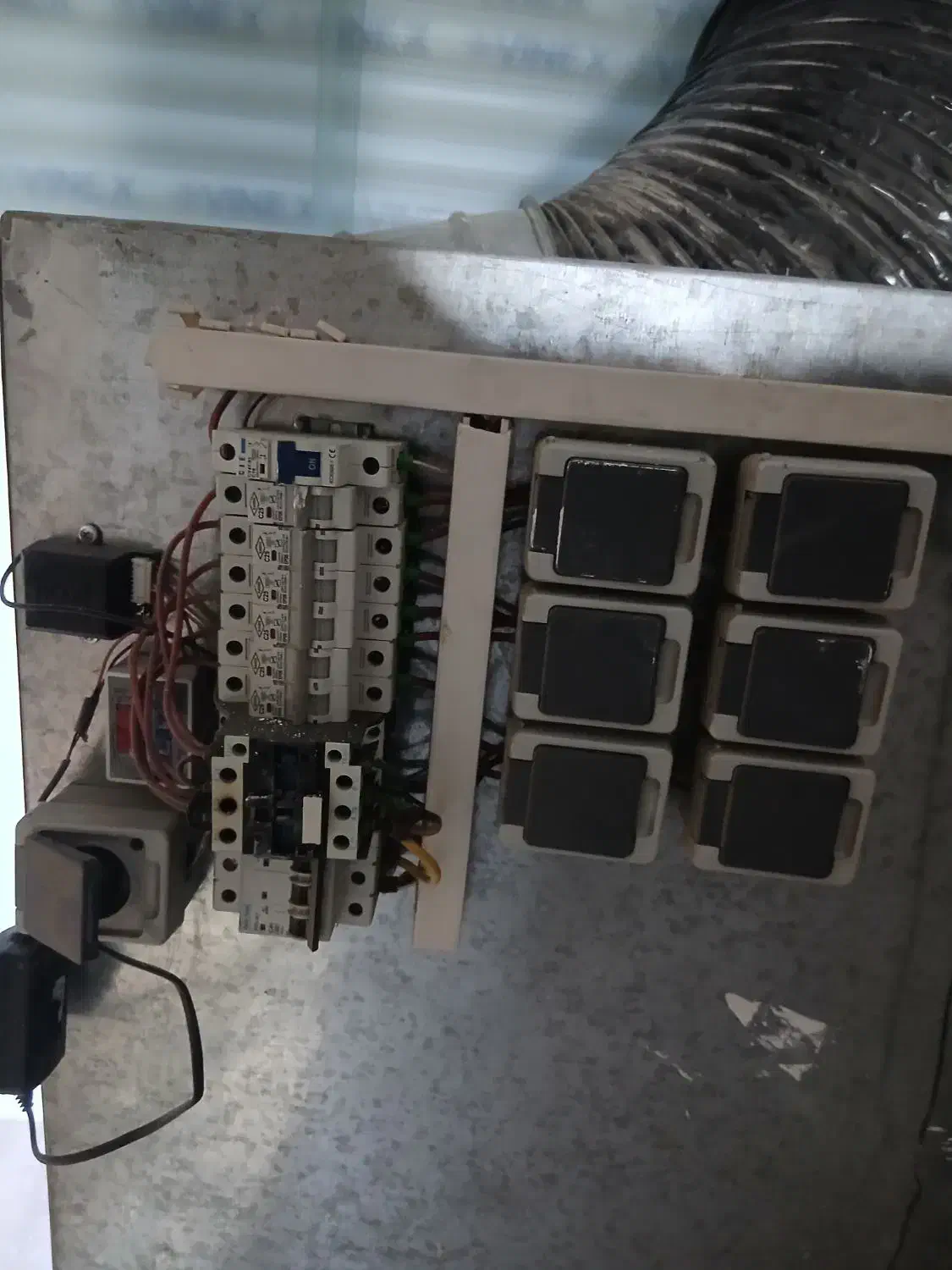 باکس|قطعات و لوازم جانبی رایانه|شیراز, کوزه گری|دیوار