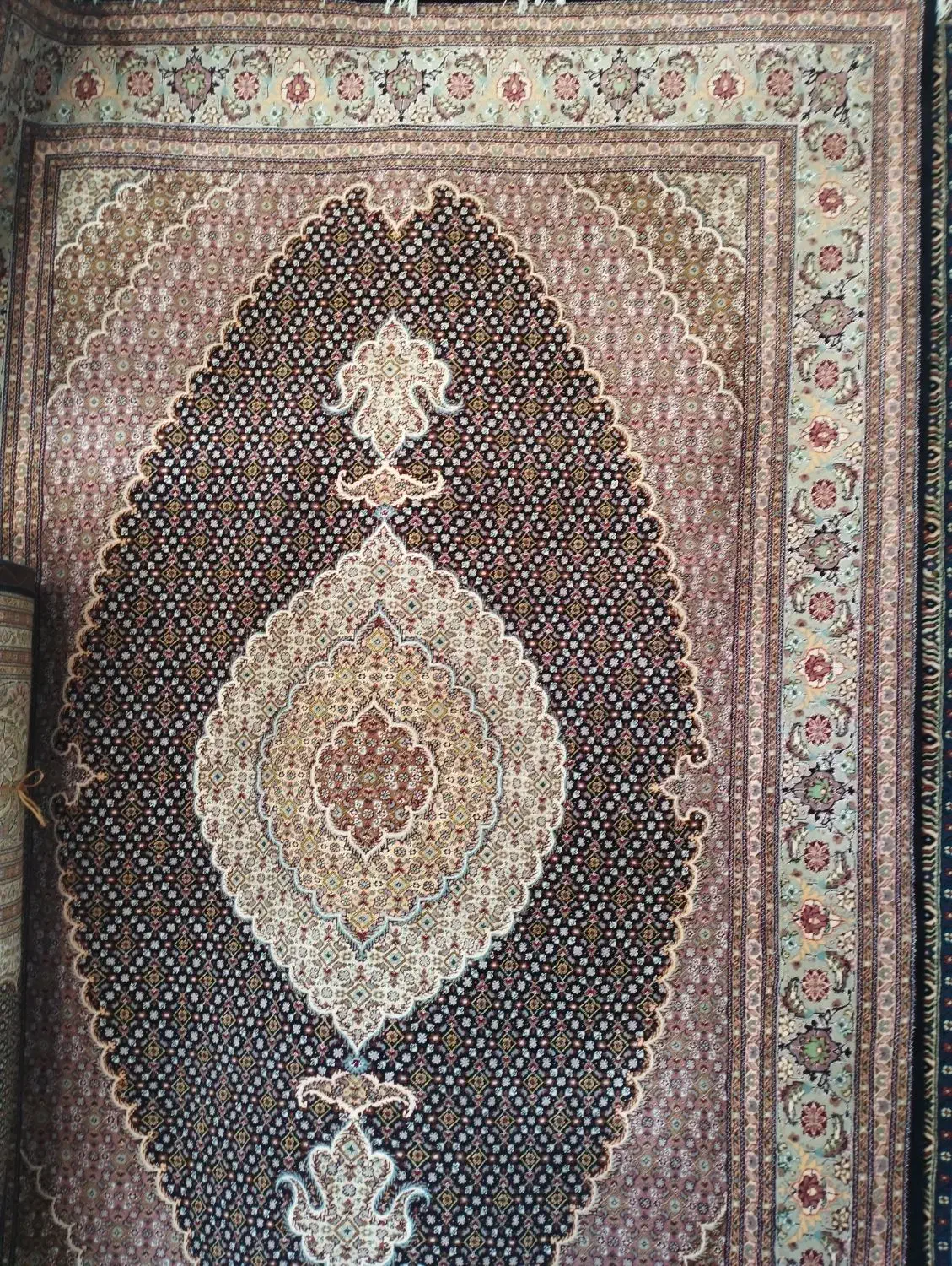جفت ۶متری بیجار ماهی|فرش|اردبیل, |دیوار