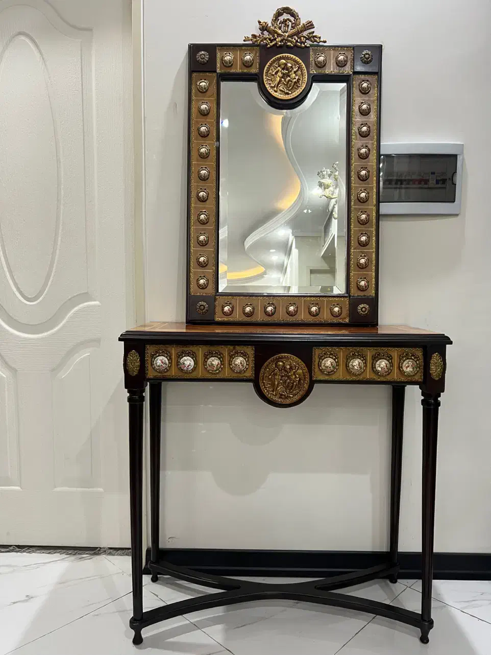 اینه کنسول قدیمی انتیک لمونژ دنسی مینی بوفه میزبار|بوفه، ویترین، کنسول|تهران, افسریه جنوبی|دیوار