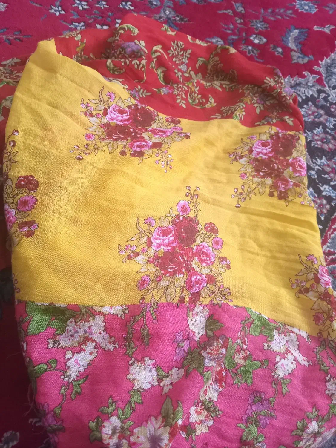 دو عدد پشتین لباس سقزی زیبا بفروش میرسد|لباس|دیواندره, |دیوار