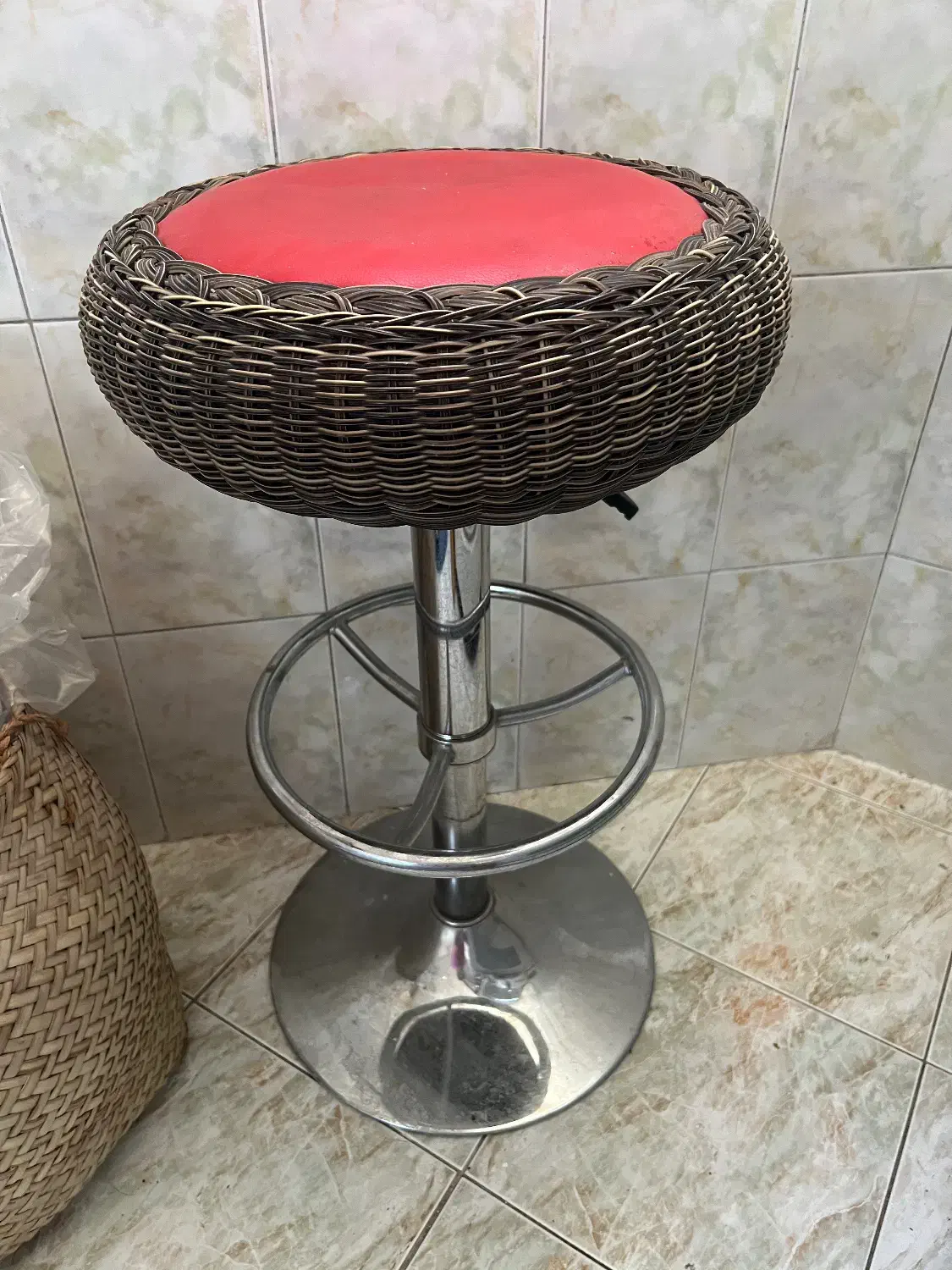 تابوره صندلی اپن|صندلی و نیمکت|شیراز, زرهی|دیوار