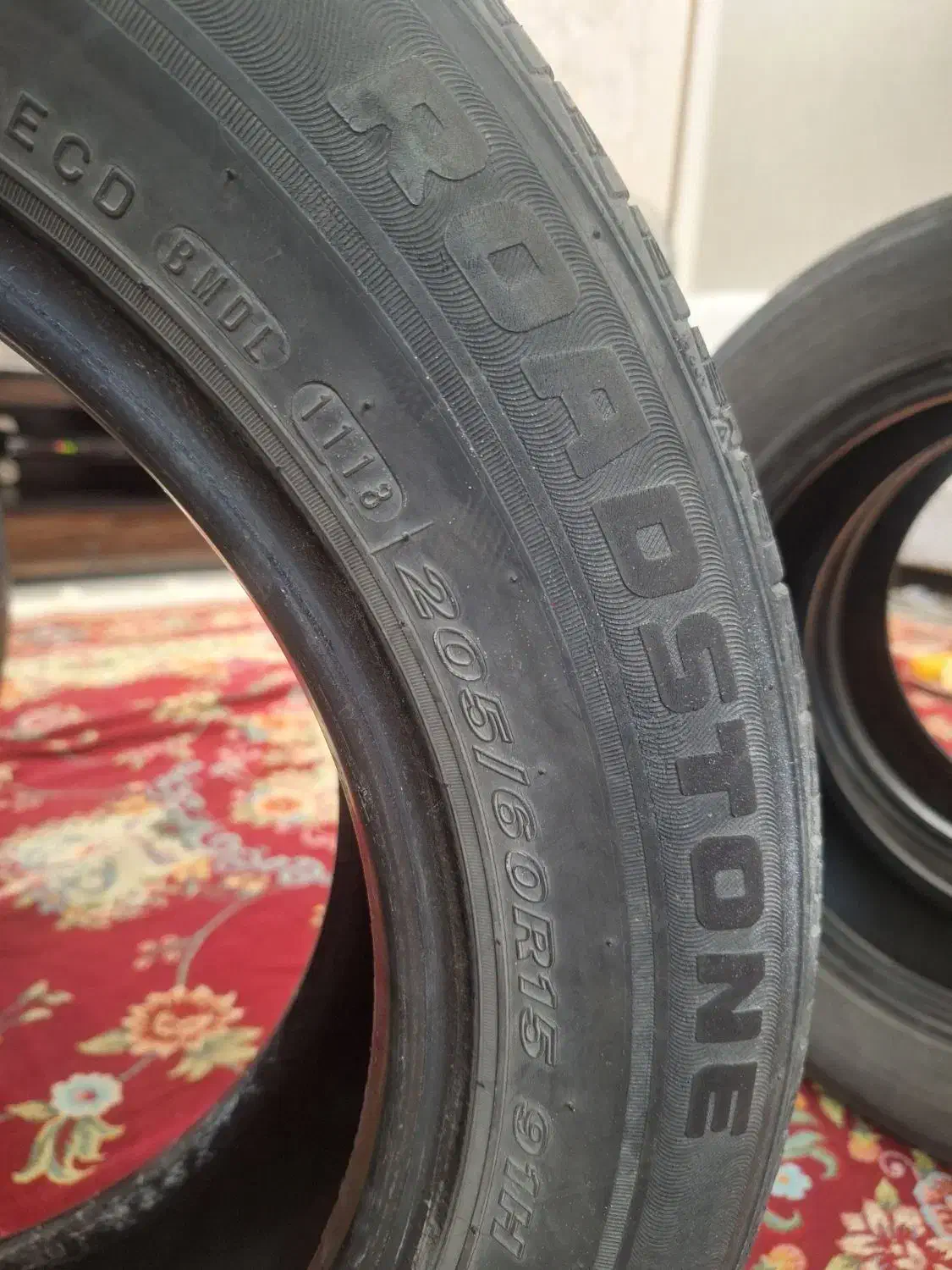 لاستیک کره ای رودستون ۲۰۵/۶۰/۱۵|قطعات یدکی و لوازم جانبی|مشهد, رضاشهر|دیوار