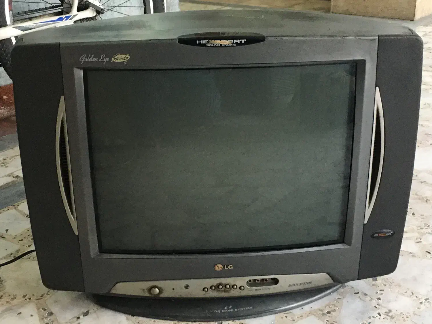 تلویزیون قدیمی الجی|تلویزیون و پروژکتور|بندر انزلی, سامانسر|دیوار