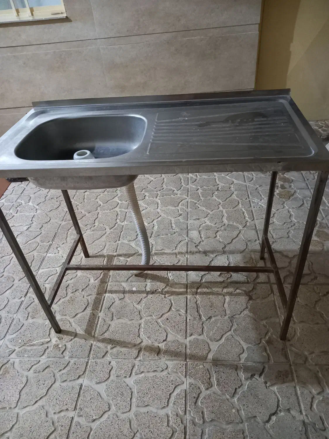 ابچکان سینگ ظرفشویی|آبچکان و نظمدهنده ظروف|خوی, |دیوار