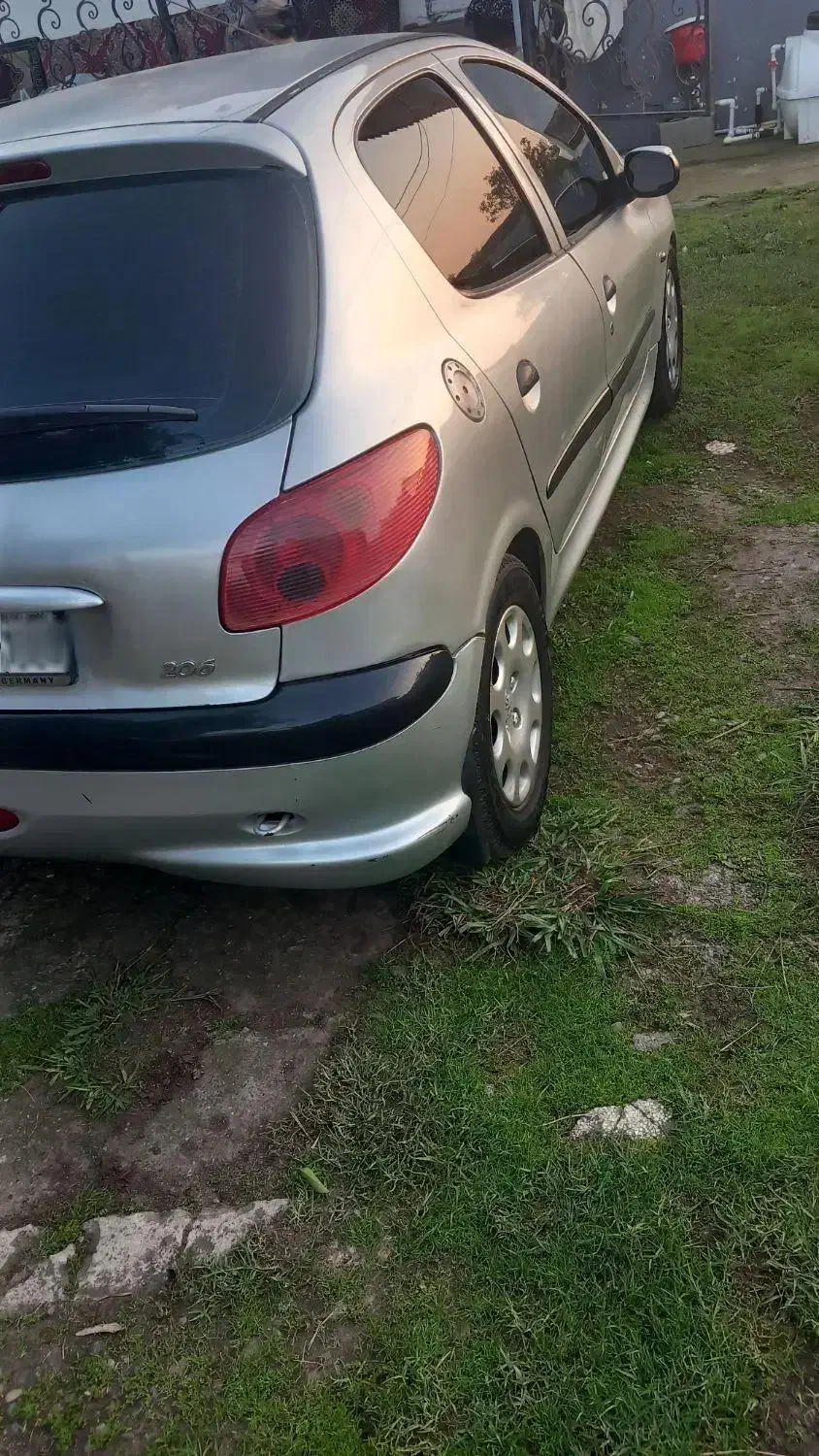 پژو۲۰۶ مدل ۸۳|خودرو سواری و وانت|رشت, فلسطین|دیوار