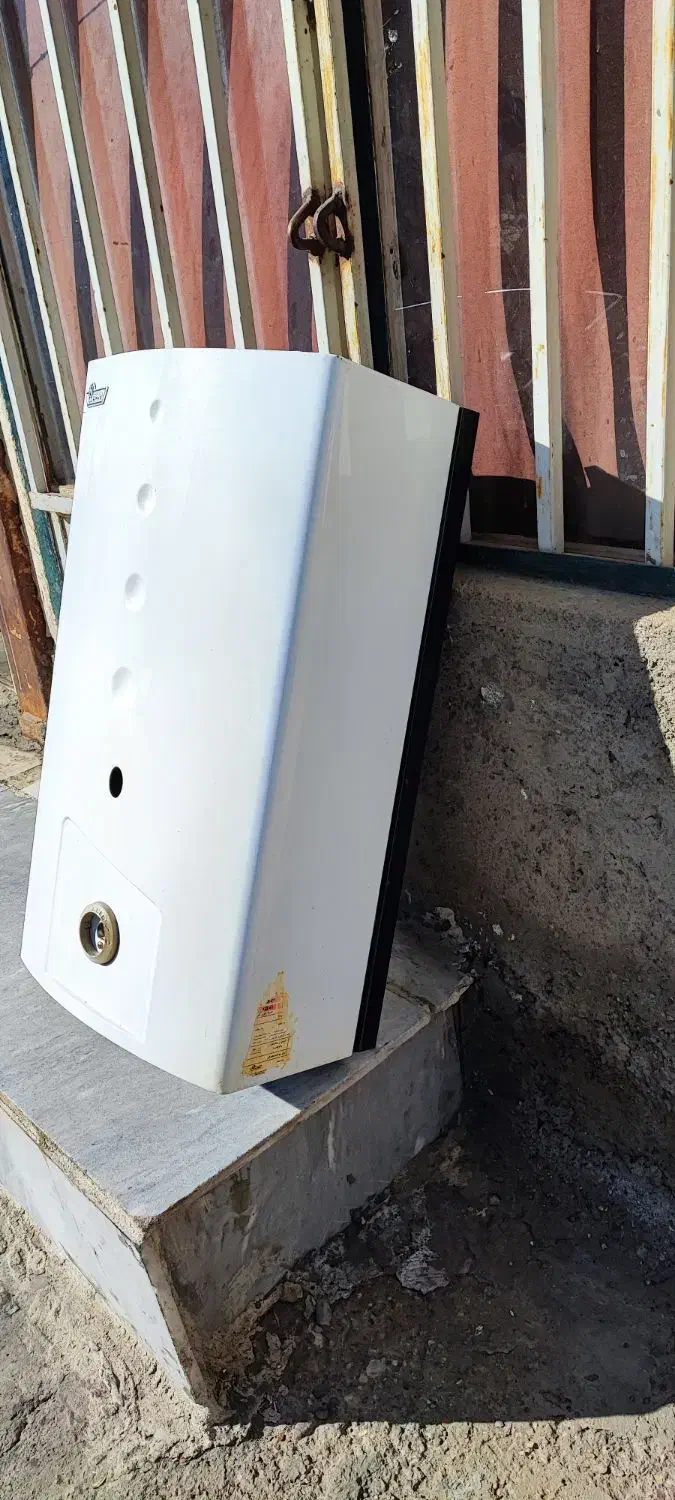 آبگرمکن ایرانشرق کم فشار|آبگرمکن، پکیج، شوفاژ|ساوه, |دیوار