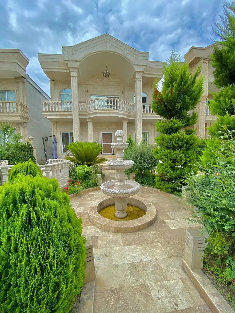 350 متر دوبلکس نما رومی فول فرنیش نزدیک جنگل|فروش خانه و ویلا|چمستان, |دیوار