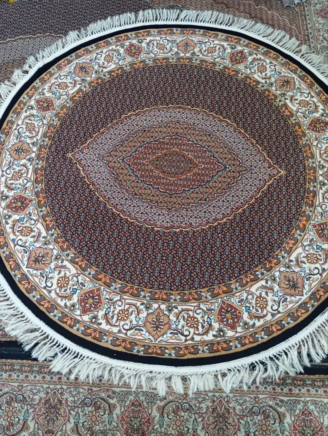 فرش دایره ماهی ۷۰۰ شانه|فرش|تبریز, |دیوار