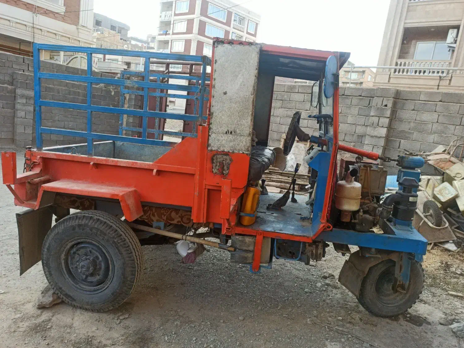 دامپر سه چرخ کمپرسی موتور آب|ماشین‌آلات صنعتی|سقز, |دیوار