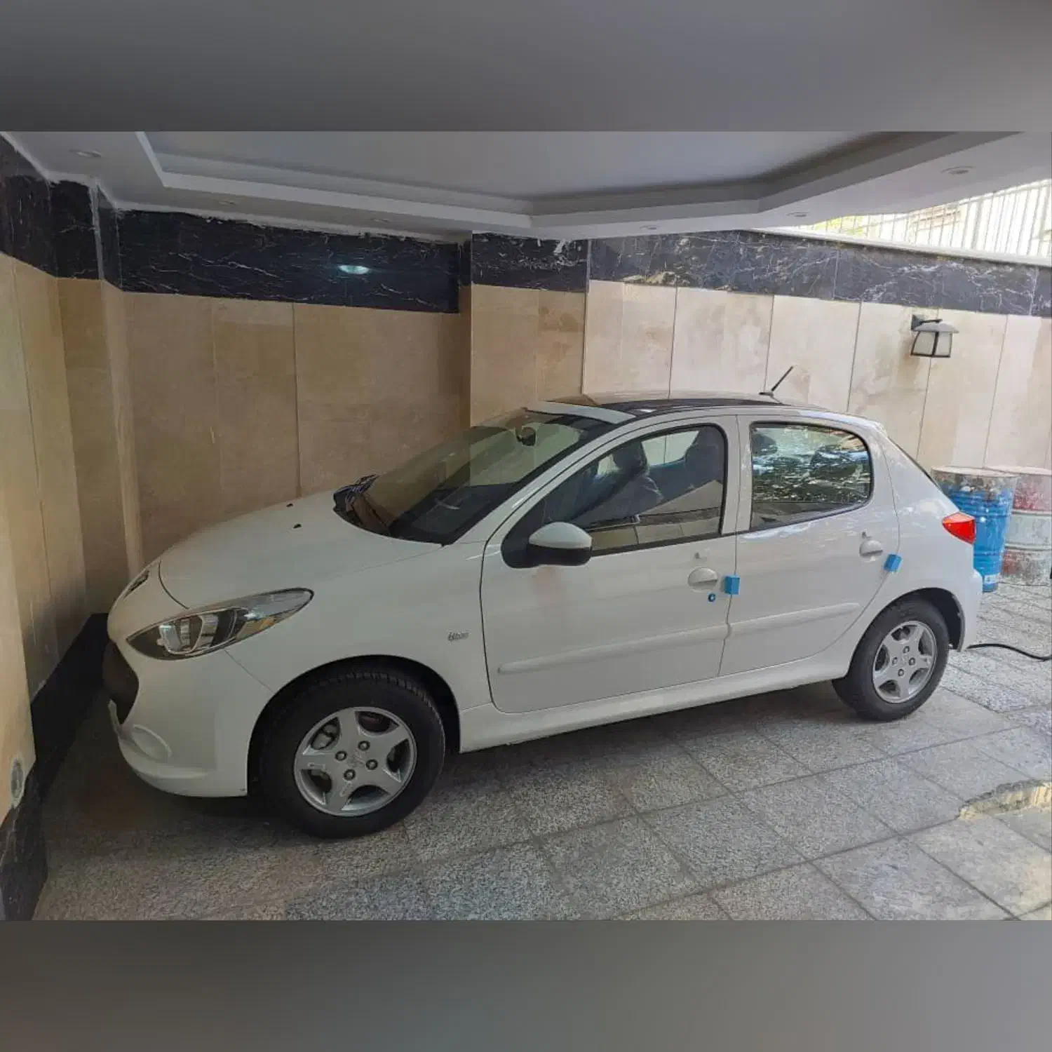 ۲۰۷ اتومات|خودرو سواری و وانت|تهران, میدان ولیعصر|دیوار