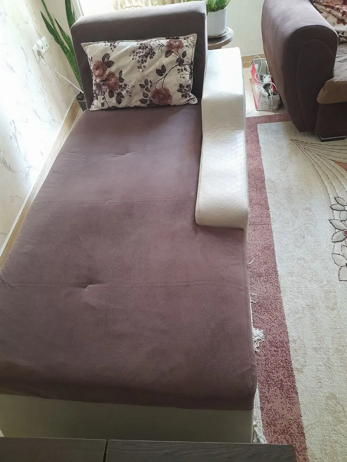 یک عدد کاناپه در حد نو ۱۸میلیون و هشتصد|مبلمان خانگی و میز عسلی|رشت, فلسطین|دیوار