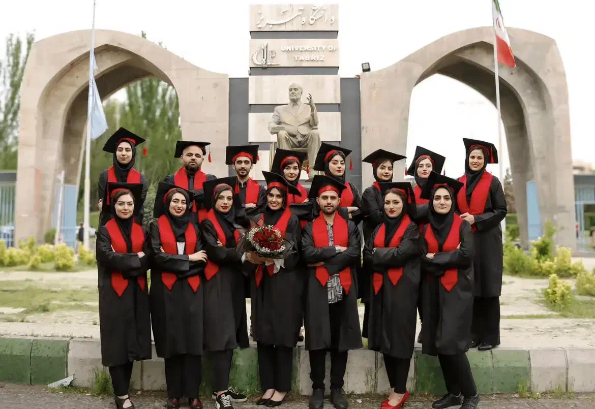 لباس فارق التحصیلی|لباس|خرمآباد, |دیوار