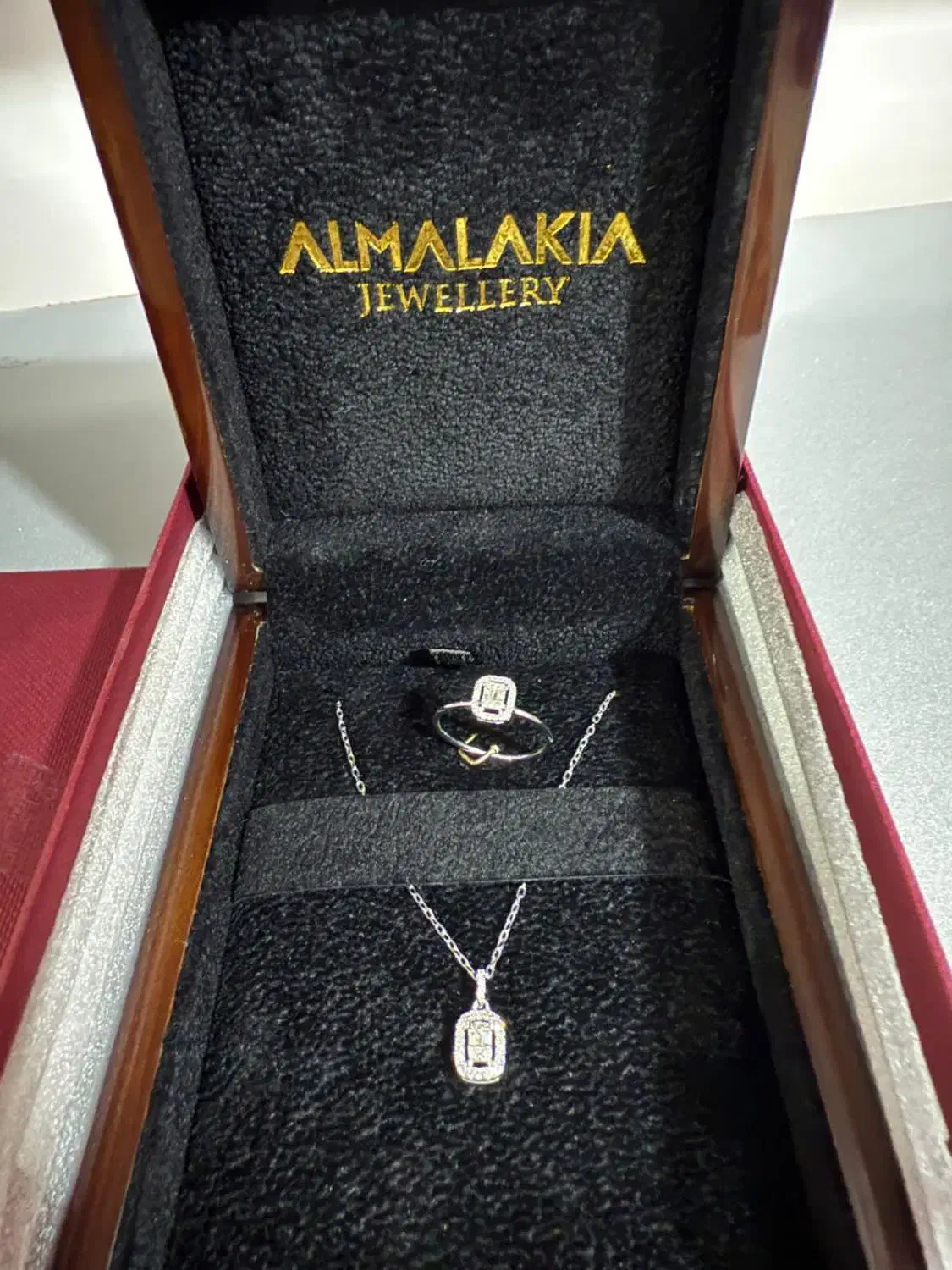 نیم ست الماس|جواهرات|بوشهر, |دیوار