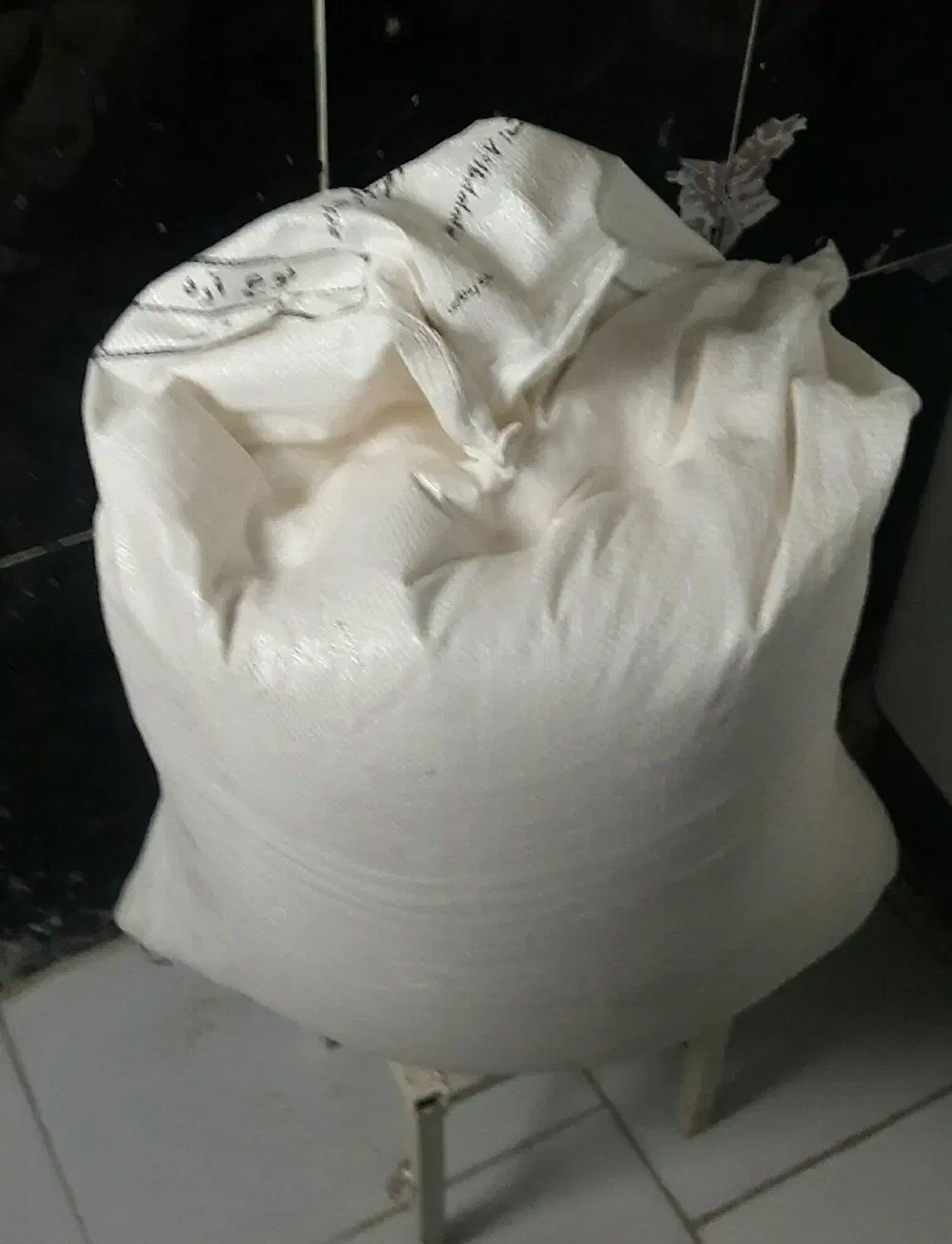 سلامیک|خوردنی و آشامیدنی|بم, |دیوار