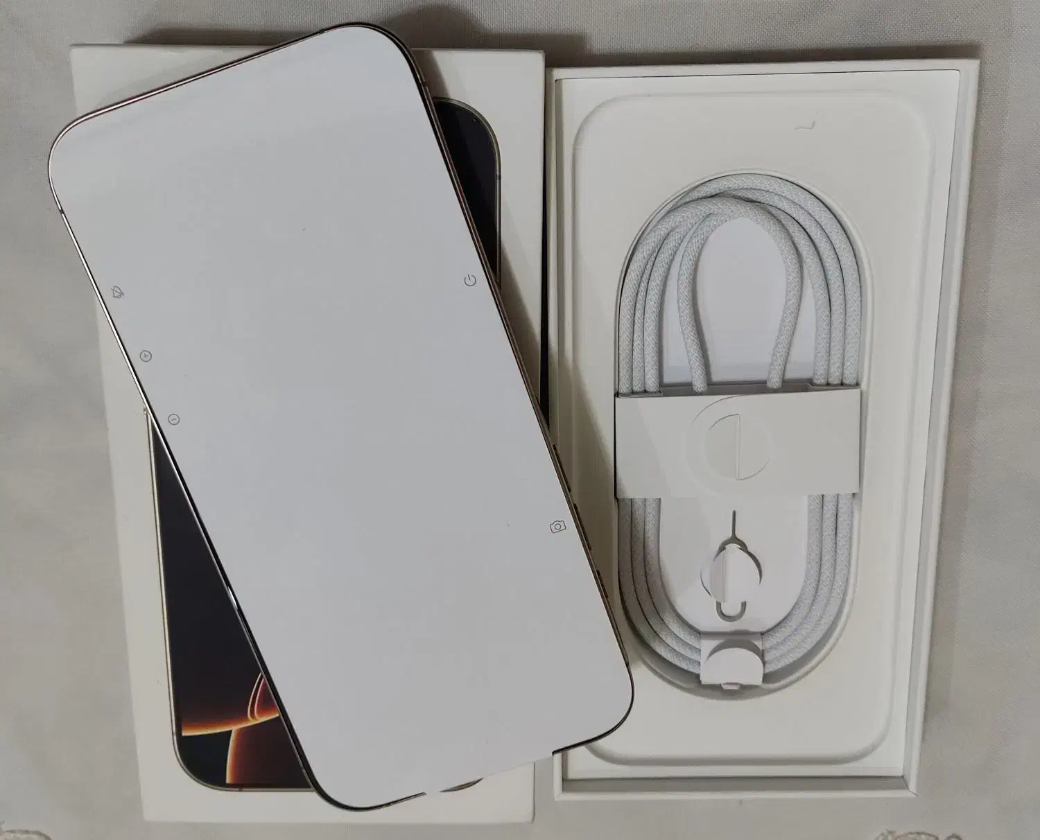 آیفون ۱۶ پرومکس|موبایل|نجف‌آباد, بازار|دیوار