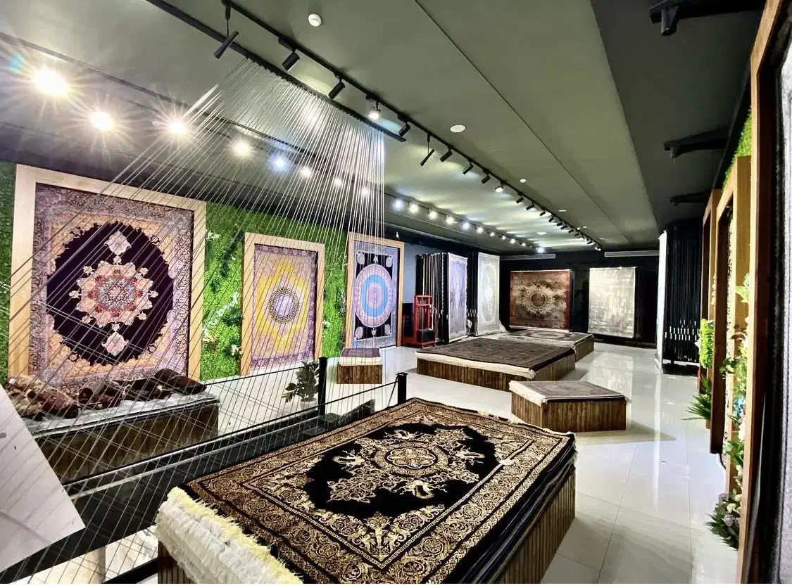 فرش ثریا یزد در ابعاد۱۲،۹،۶رنگ صدفی با نخ تکسیما/۲|فرش|شیراز, لاله|دیوار