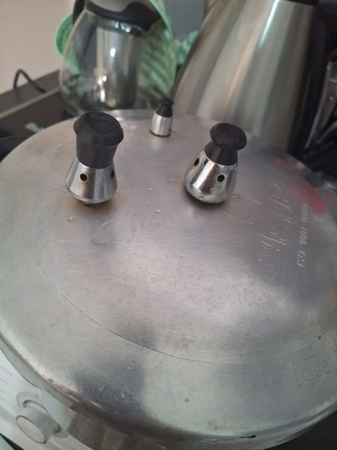 زودپز|ظروف پخت‌وپز|لنگرود, |دیوار