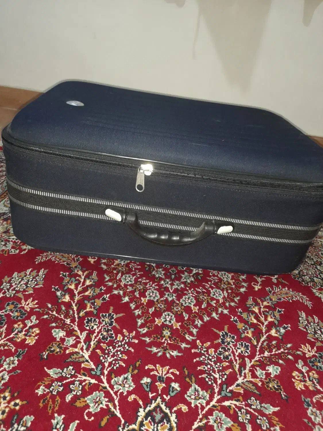 چمدان چرخ دار ابعاد عرض۴۰ طول ۶۶|کیف، کفش، کمربند|لنگرود, |دیوار