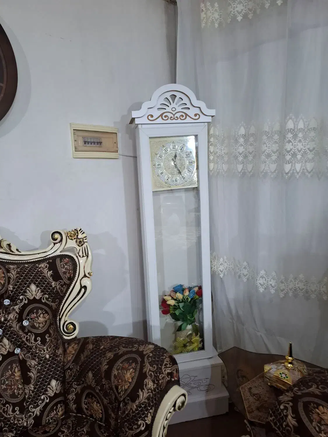 ساعت و ویترین|بوفه، ویترین، کنسول|اردبیل, |دیوار