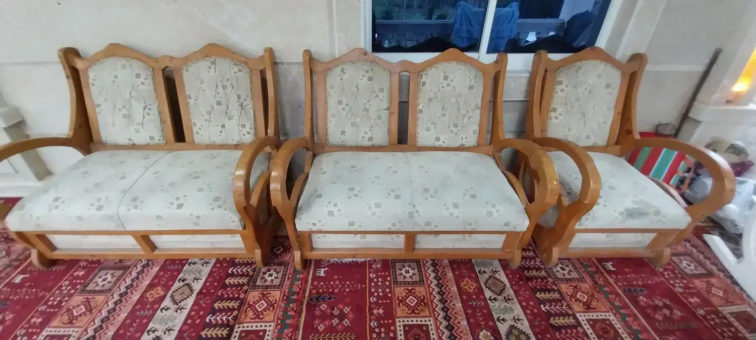 مبل ۶ نفره تمیز فروش یک میلیون صد|مبلمان خانگی و میز عسلی|شفت, |دیوار