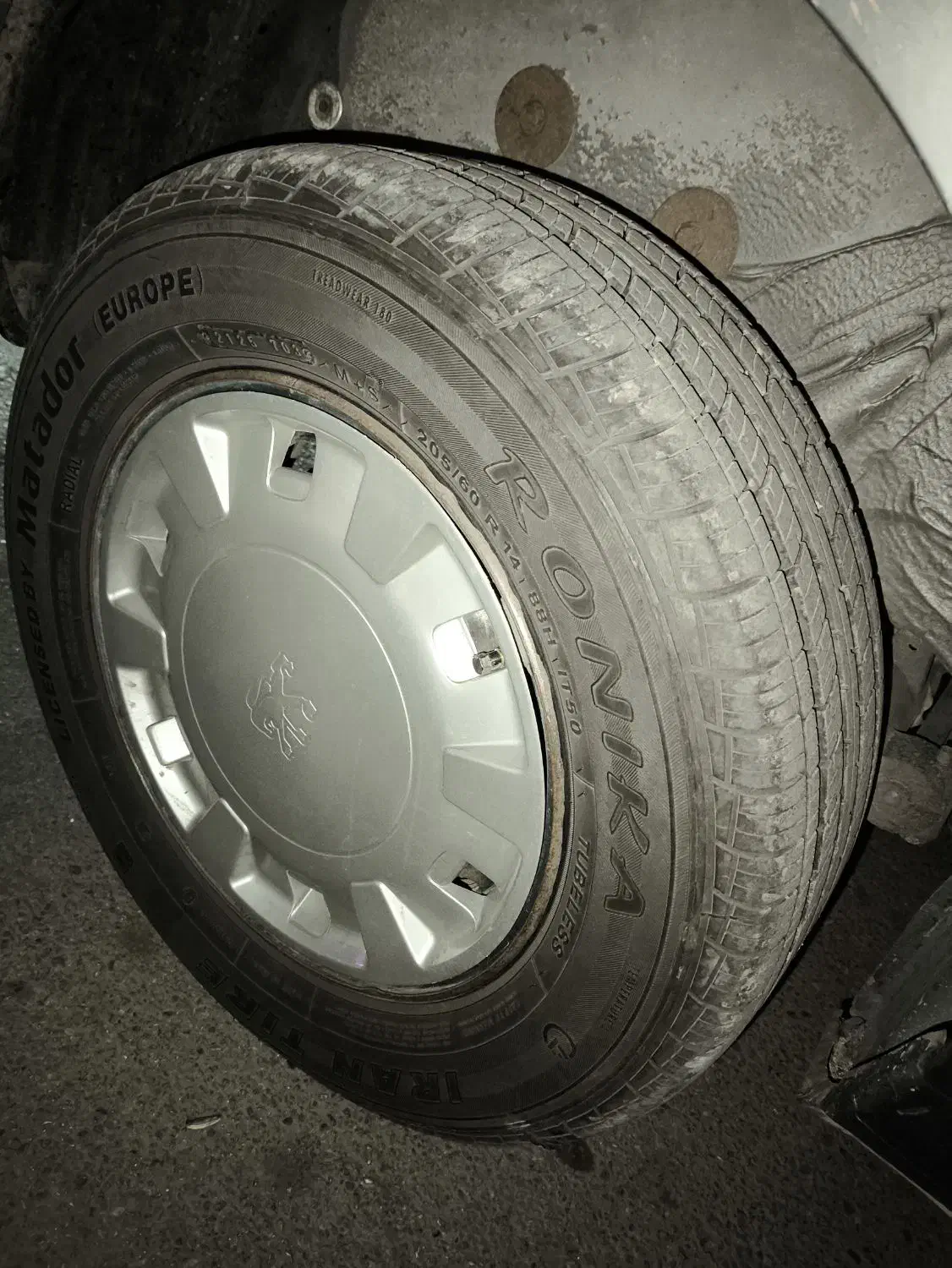 پژو لاستیک کویر تایر|قطعات یدکی و لوازم جانبی|الوند, |دیوار