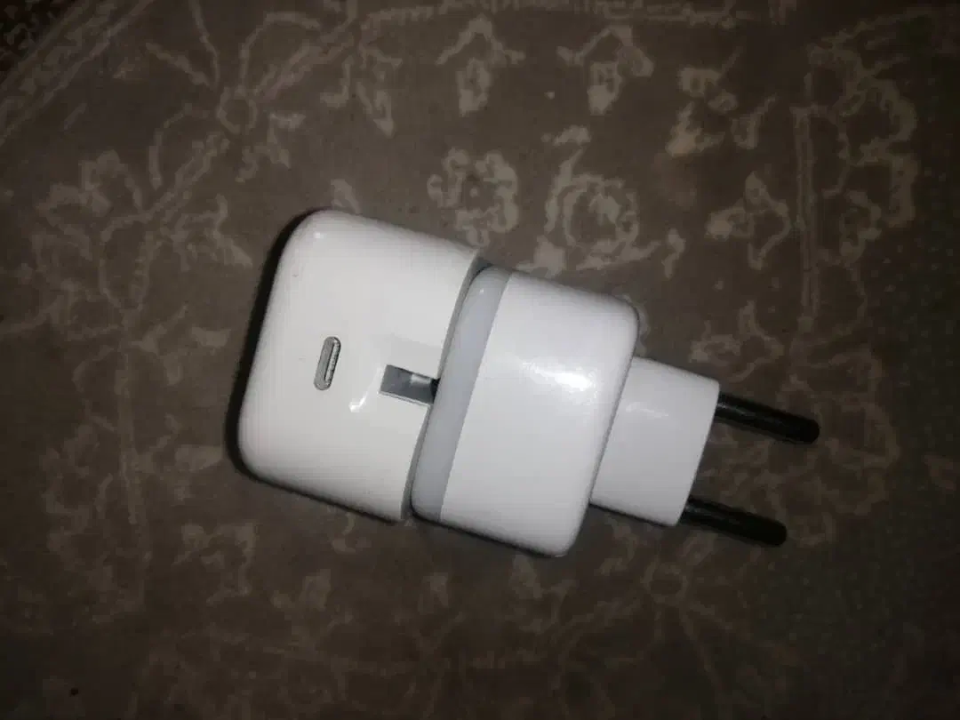 شارژر و لوستر|لوازم جانبی موبایل و تبلت|صدرا-فارس, فاز ۲|دیوار