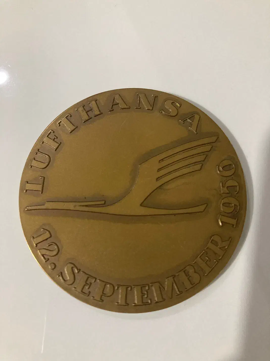 مدالیوم ارزشمند هواپیمایی لوفتانزا|کلکسیون اشیاء عتیقه|تهران, فلسطین (میدان انقلاب)|دیوار