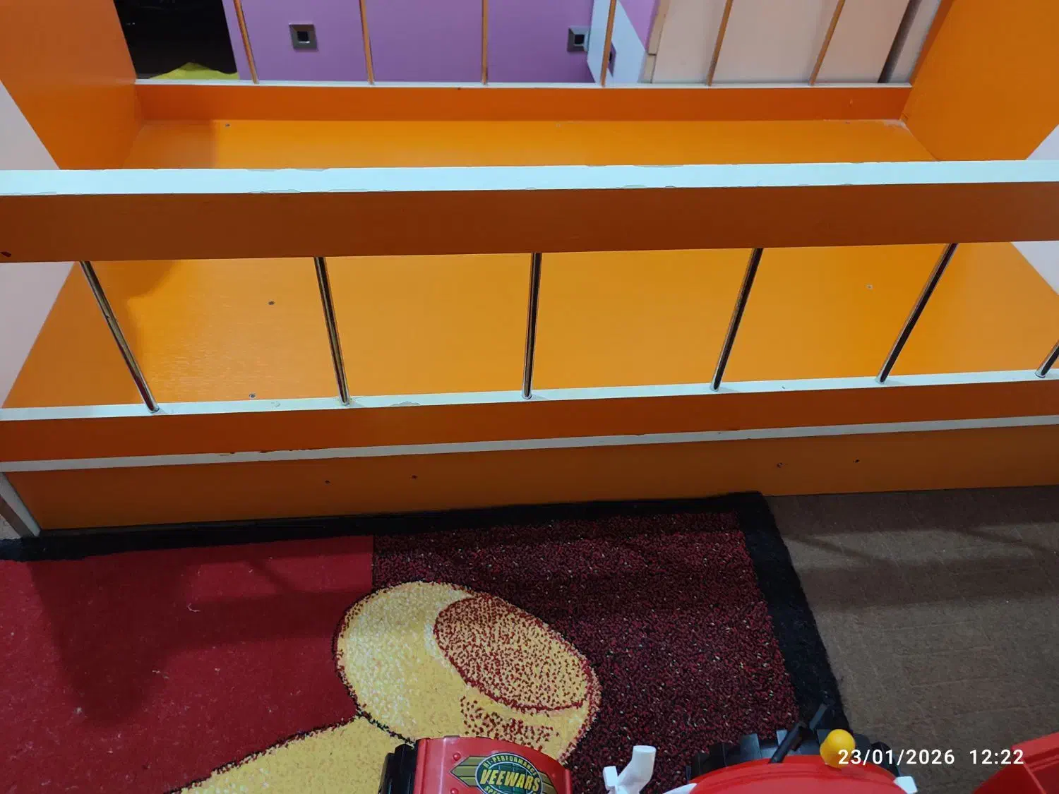 تخت کودک|تخت و صندلی بچه|نقده, |دیوار