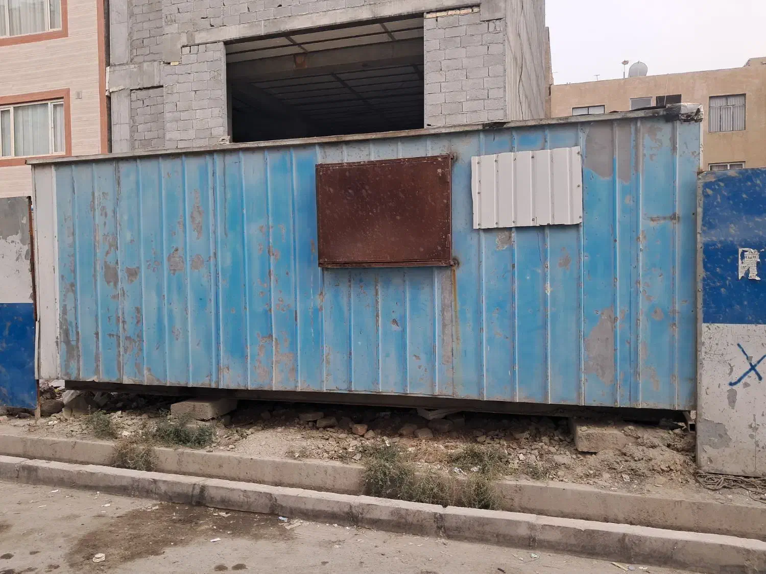 دو عدد کانکس ۱۵ متری و کانتین کارکرده|مصالح و تجهیزات ساختمان|بهارستان, |دیوار