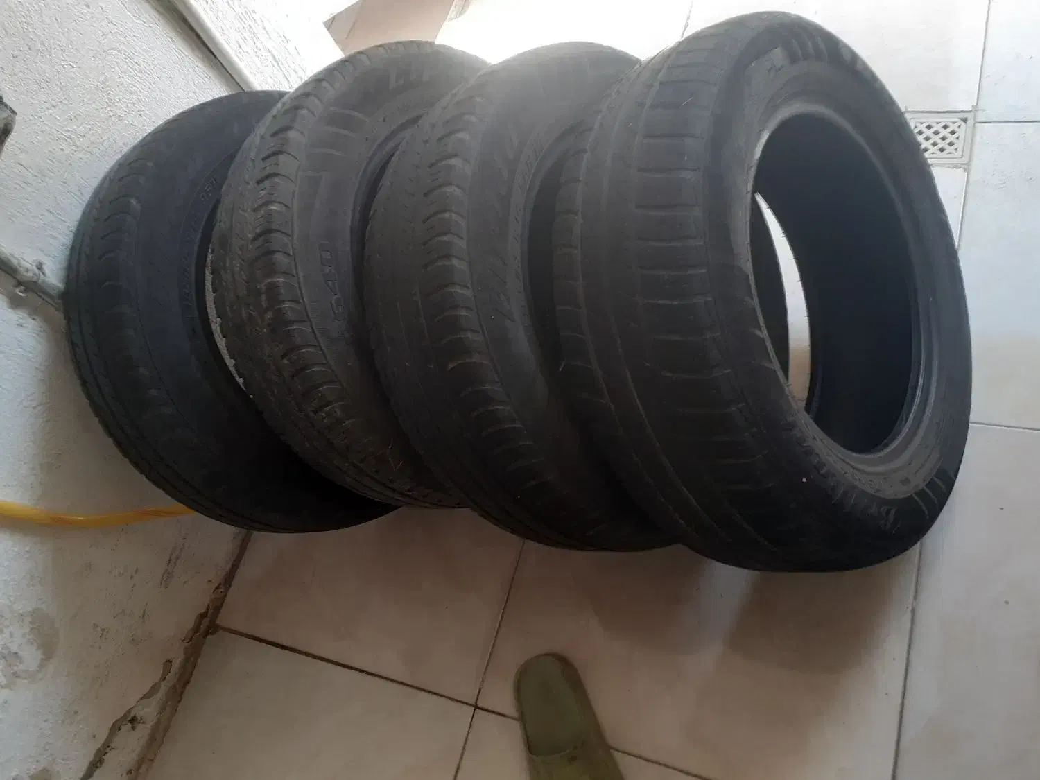 ۴ حلقه لاستیک پژو ارزون|قطعات یدکی و لوازم جانبی|بهارستان, |دیوار