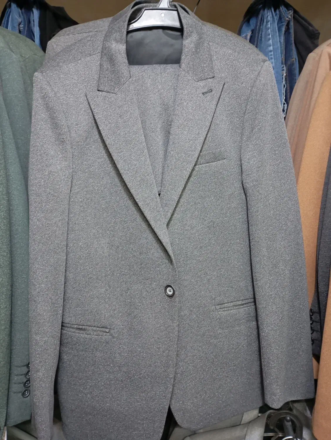 کت و شلوار مردانه|لباس|ورامین, شهرک مدرس|دیوار