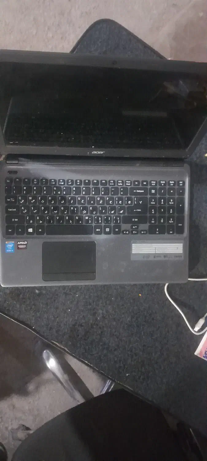 لبتاب در حد نو|رایانه همراه|نجفآباد, ویلاشهر|دیوار