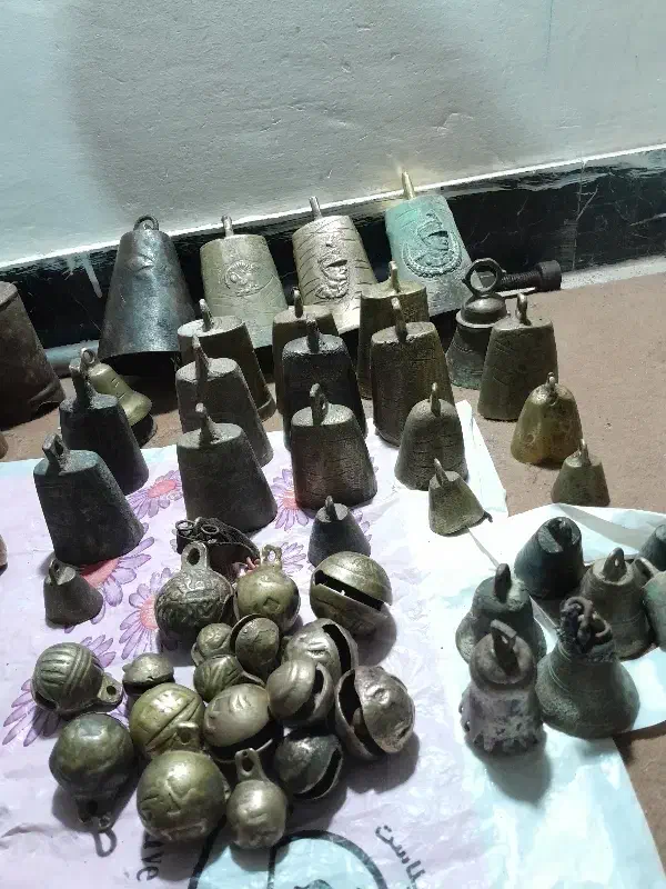 جمعی زنگوله|کلکسیون اشیاء عتیقه|جهرم, |دیوار