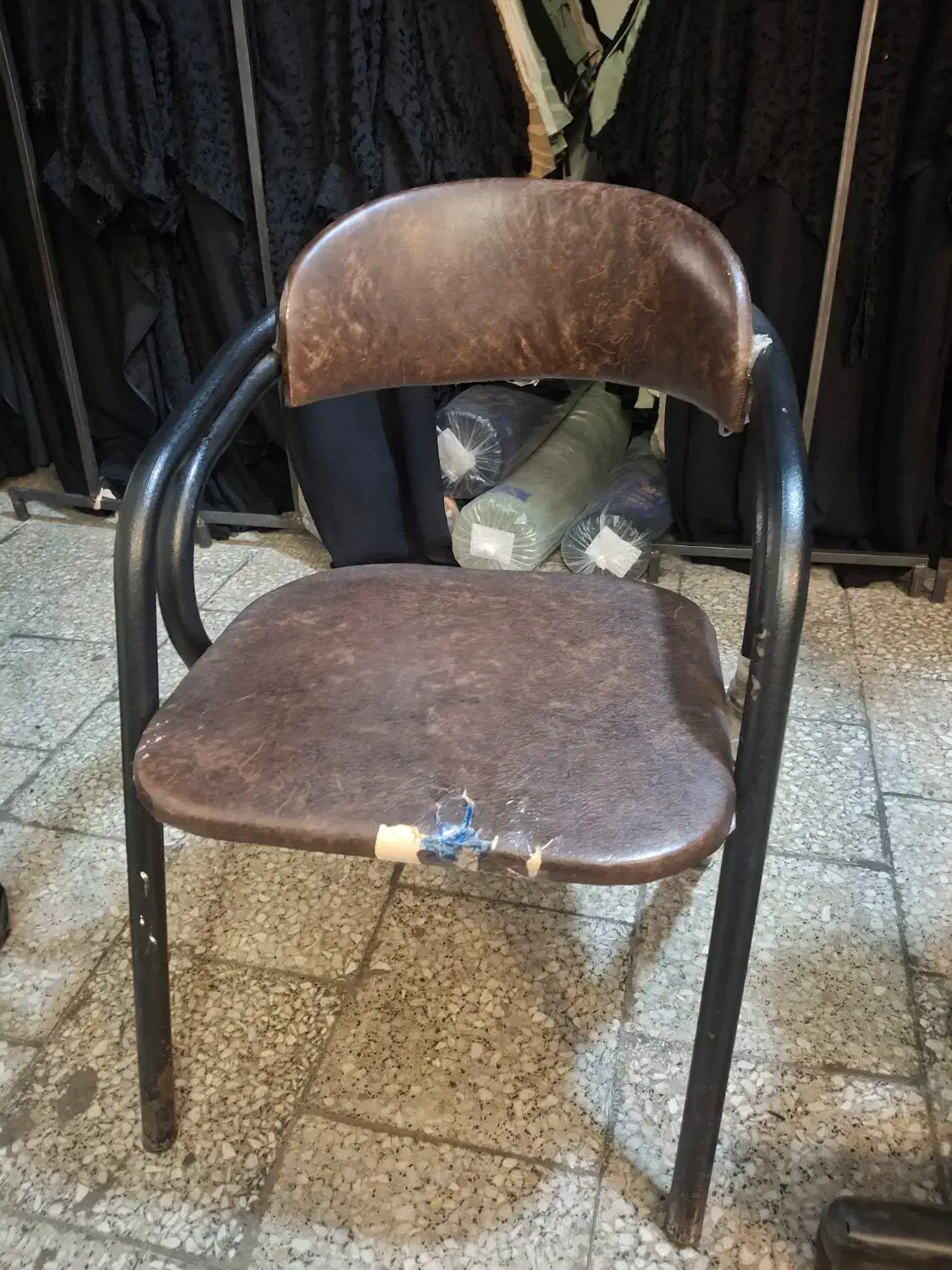 چند عدد صندلی مختلف|مبلمان اداری|تهران, بازار|دیوار