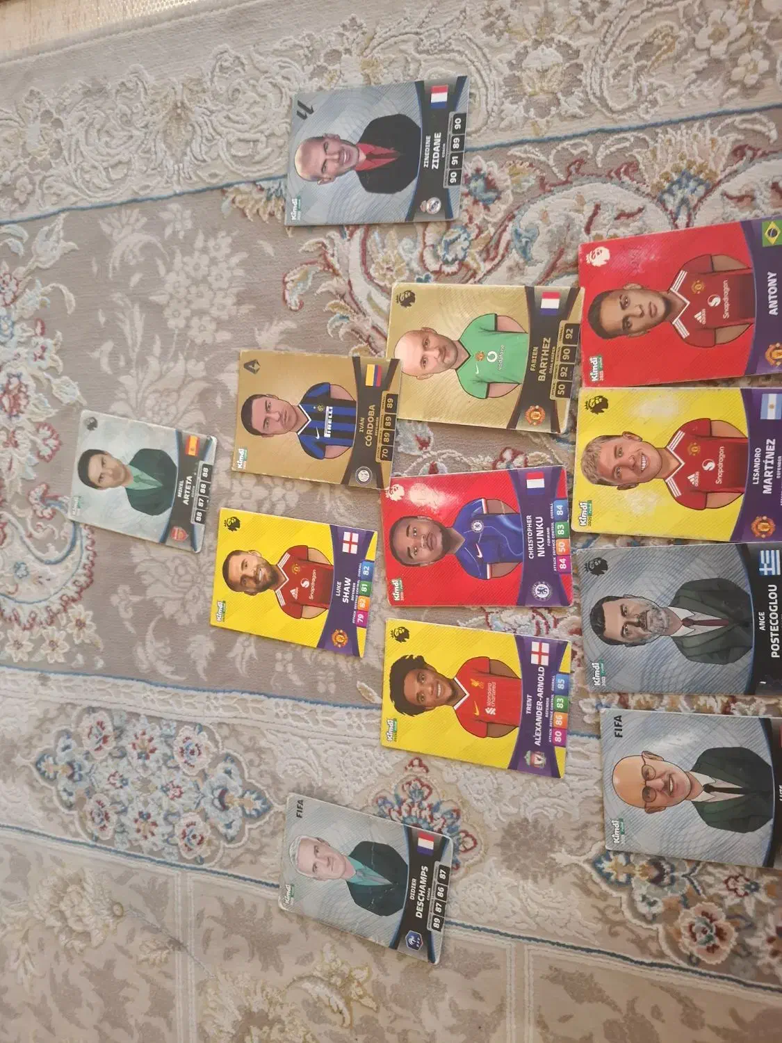 کیم دیگه نو و خراب|اسباب‌‌بازی|برخوار, |دیوار