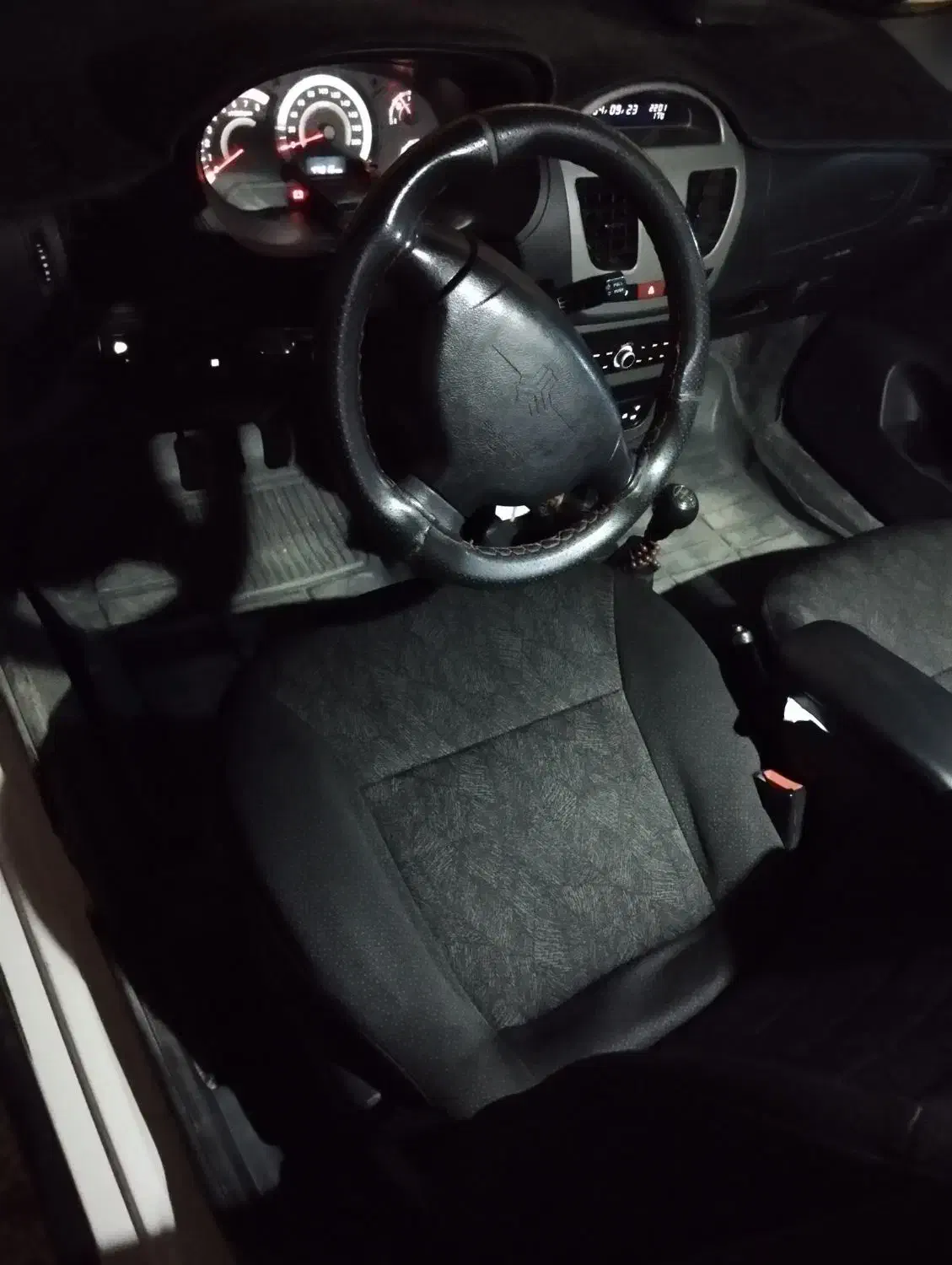 کوئیک مدل 1399|خودرو سواری و وانت|زابل, |دیوار