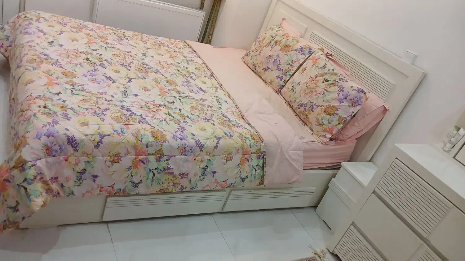 سرویس خواب دو نفره|تخت و سرویس خواب|اراک, |دیوار