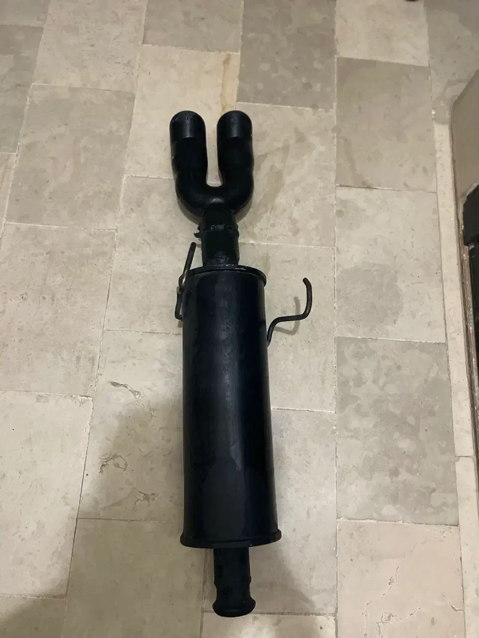 منبع اگزوز ۲۲۰ بنزی با سر اگزوز دولول اکبند|قطعات یدکی و لوازم جانبی|کرمانشاه, |دیوار