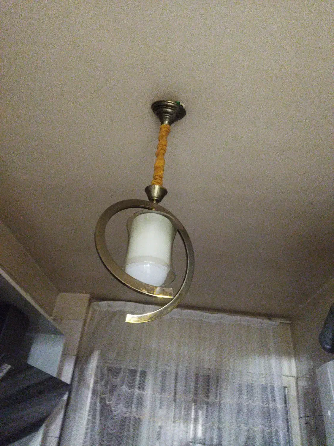 یک جفت لوستر آشپزخانه و اتاق خواب|لوستر و چراغ آویز|نسیم‌شهر, |دیوار