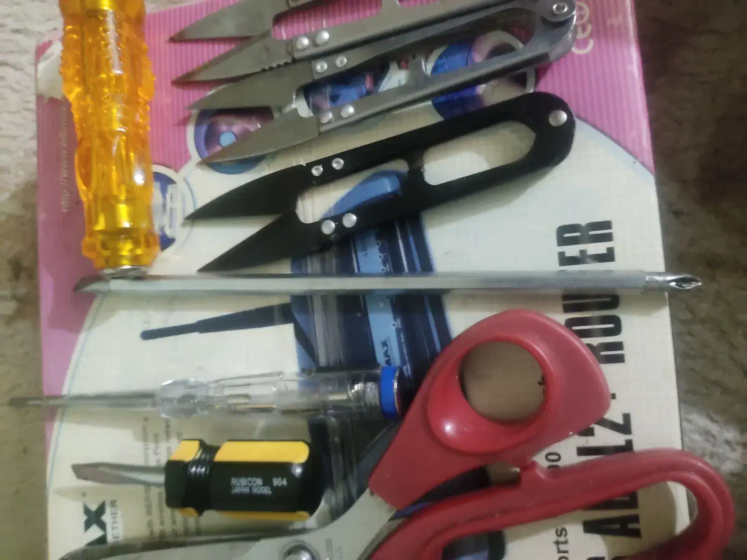 چن عدد قیچی سالم|لوازم خیاطی و بافتنی|نقده, |دیوار